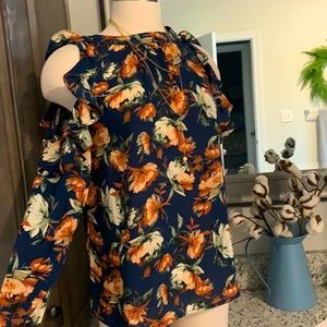 Floral cold shoulder top
